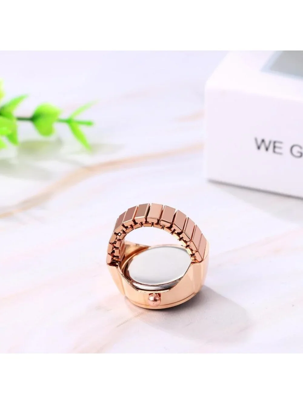 Unisex Rose Gold Analog Quartz Stretchy Elastic Band Analogue Finger Ring Watch